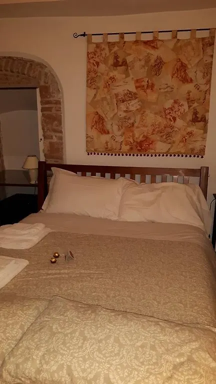 Hotel Torre Cepollini à Albenga Maison d'hôtes